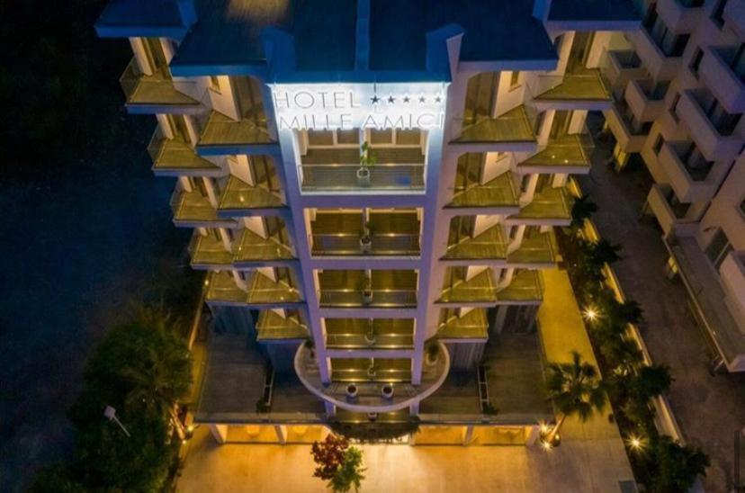 Mille Amici Hotel Shengjin Bagian luar foto