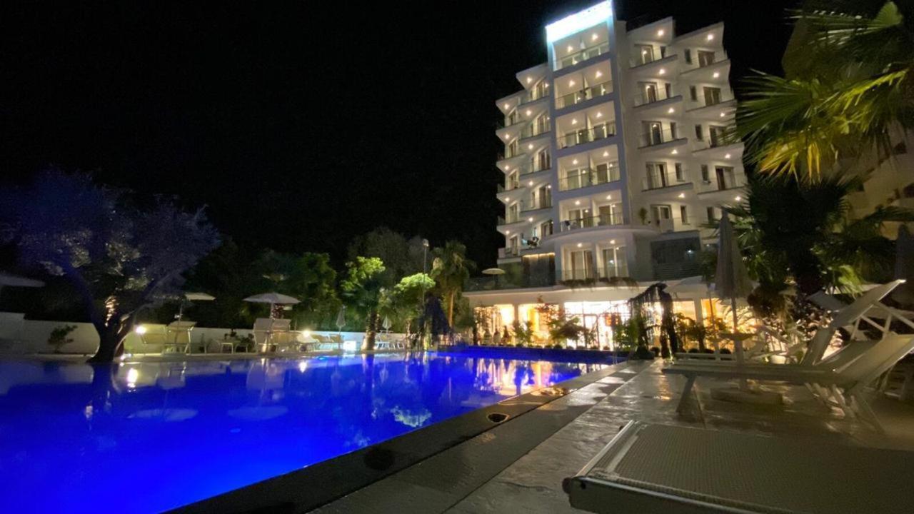 Mille Amici Hotel Shengjin Bagian luar foto