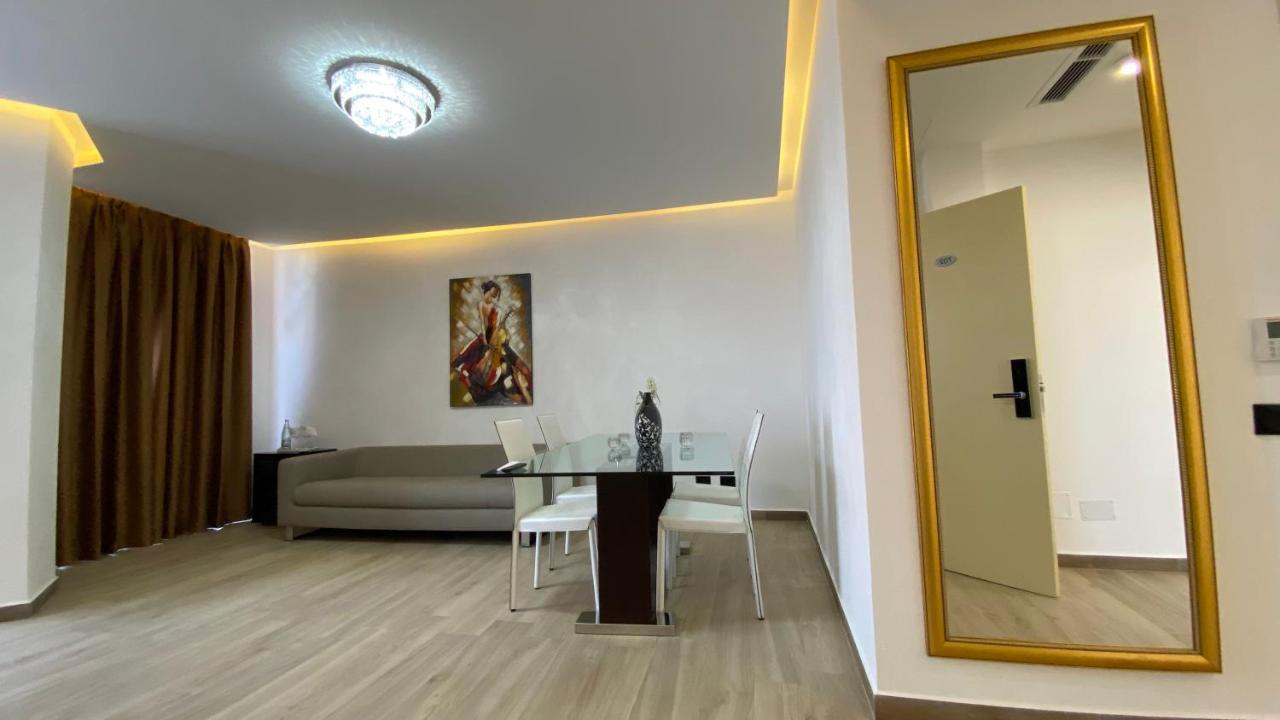Mille Amici Hotel Shengjin Bagian luar foto